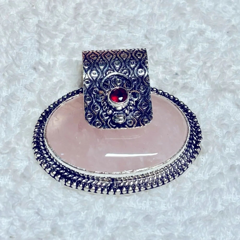 Elegant Sterling Silver and Rose Quartz and garnet  Gemstone Pendant - Picture 3 of 10